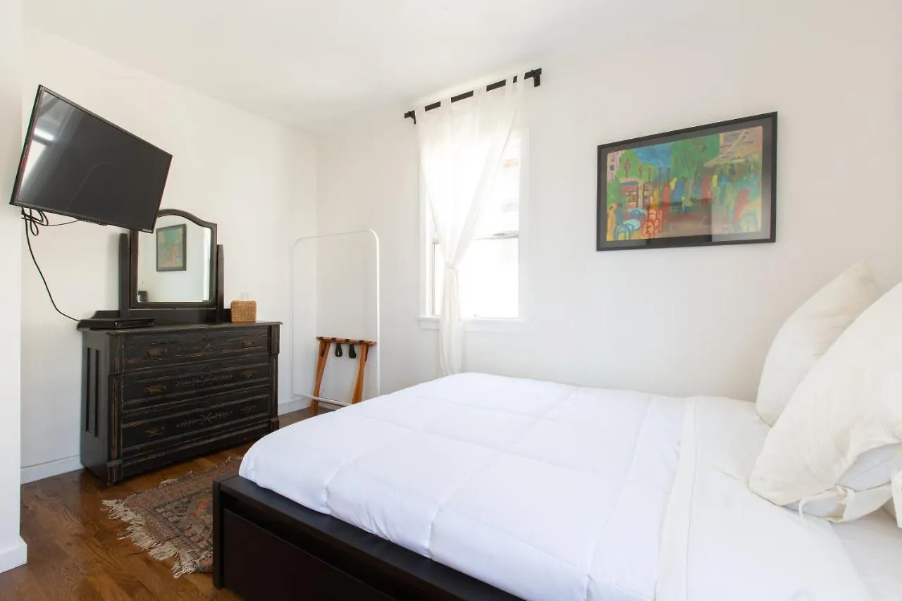 Su Casa at Venice Beach Los Angeles